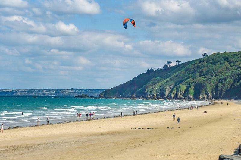 Superbe Maison 4 Personnes Entre Le Port Et Le Centre, Cour Privative, Wifi & Netflix Gratuits Holiday home